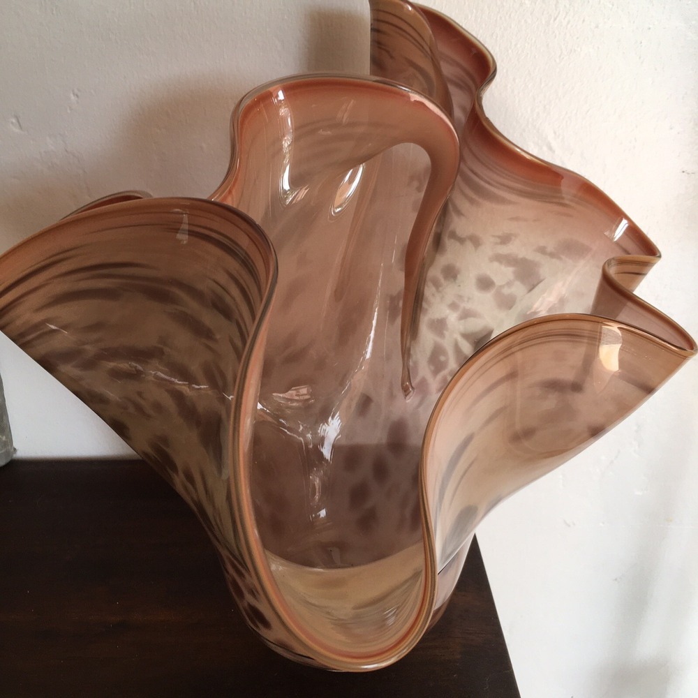 Amazing Fernando Loftus hand Blown Glass ruffled cheetah leopard Vase